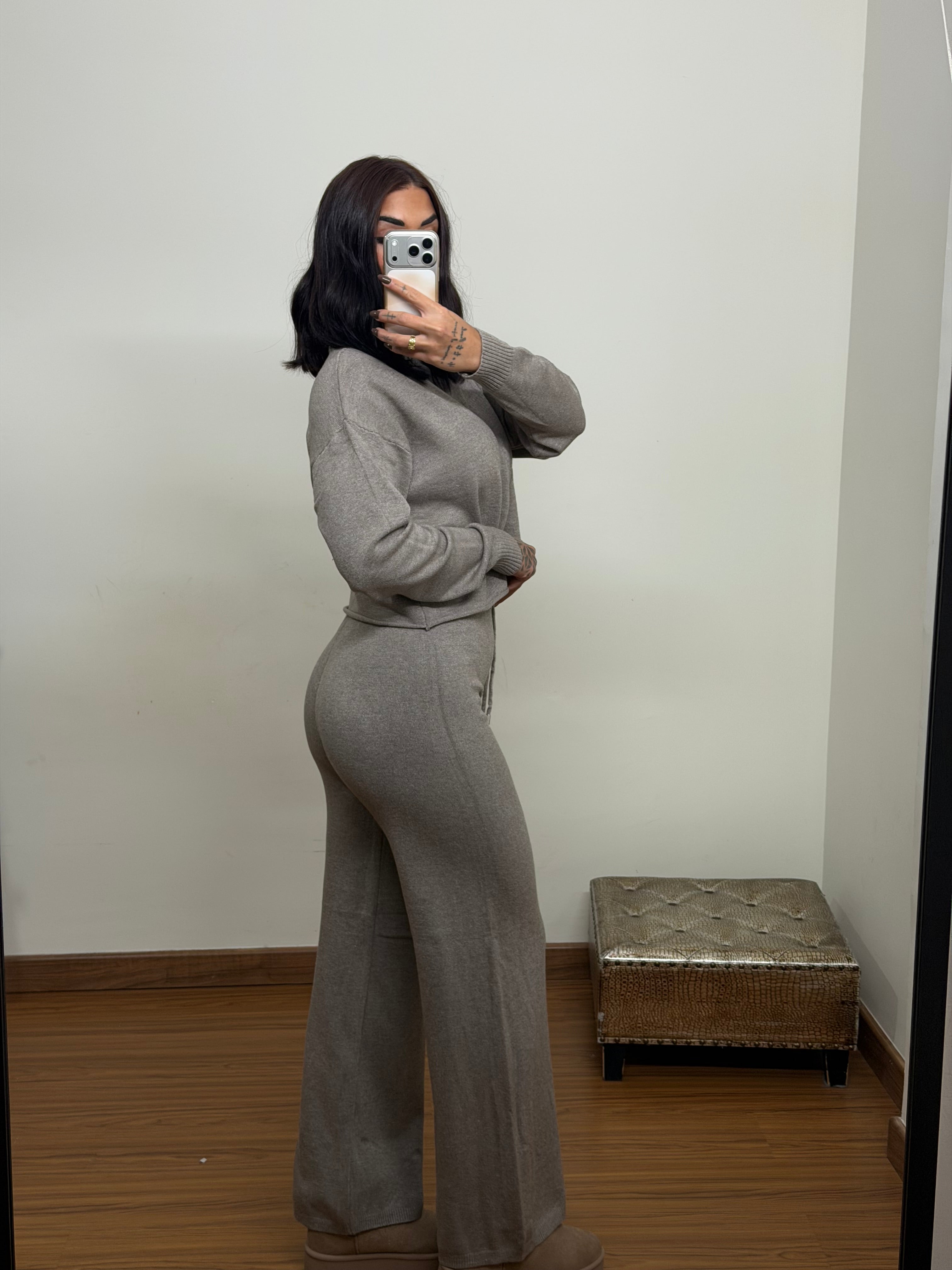 Conjunto polar taupe