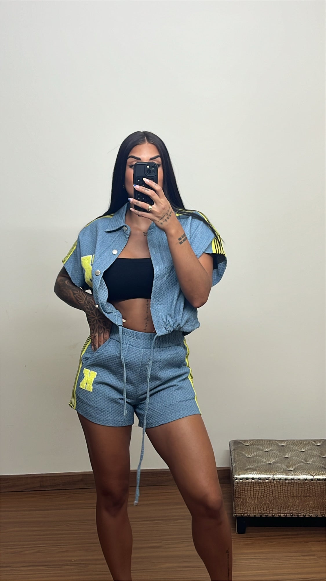Conjunto kylei amarillo
