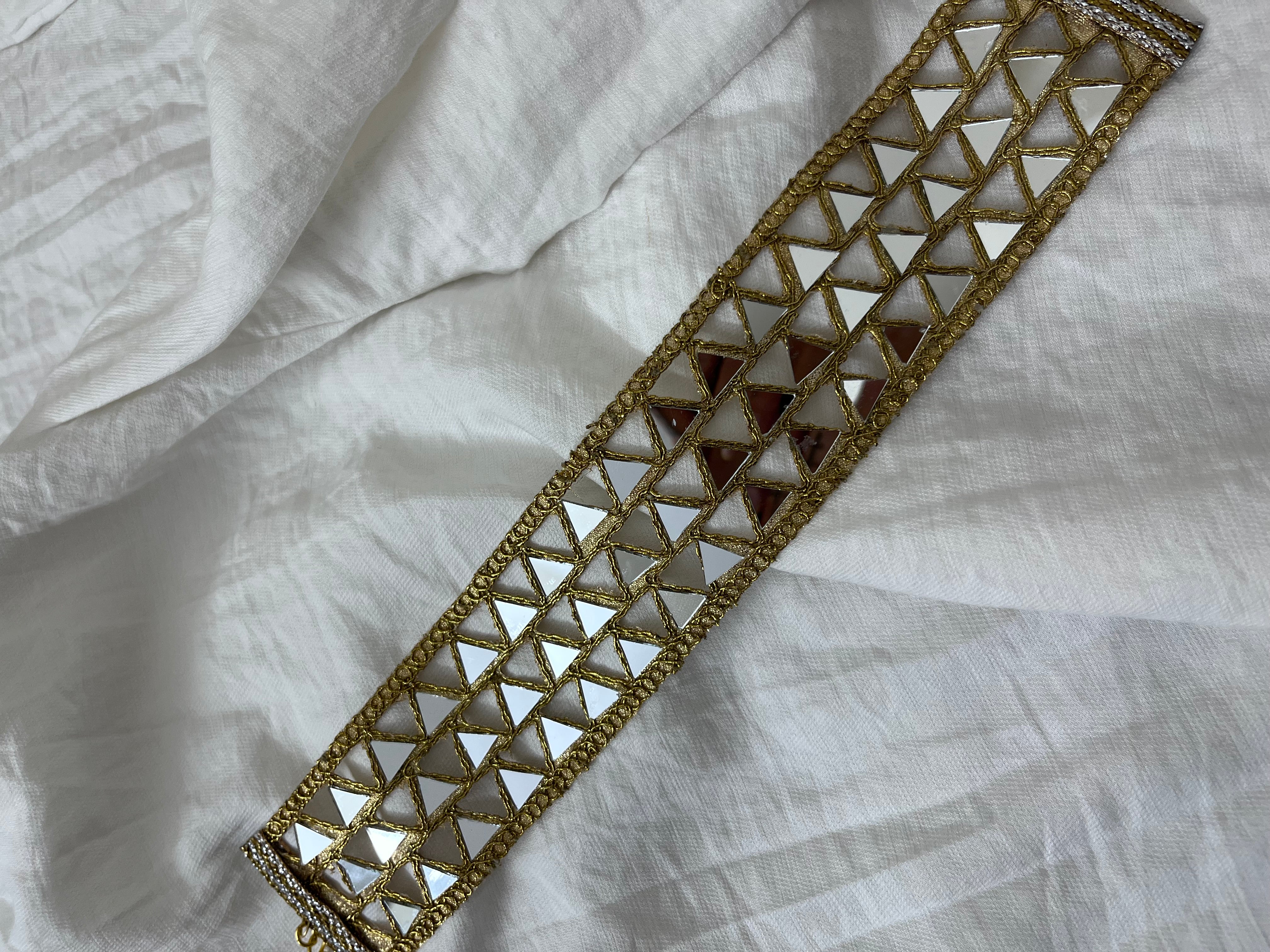 Choker doble triángulo