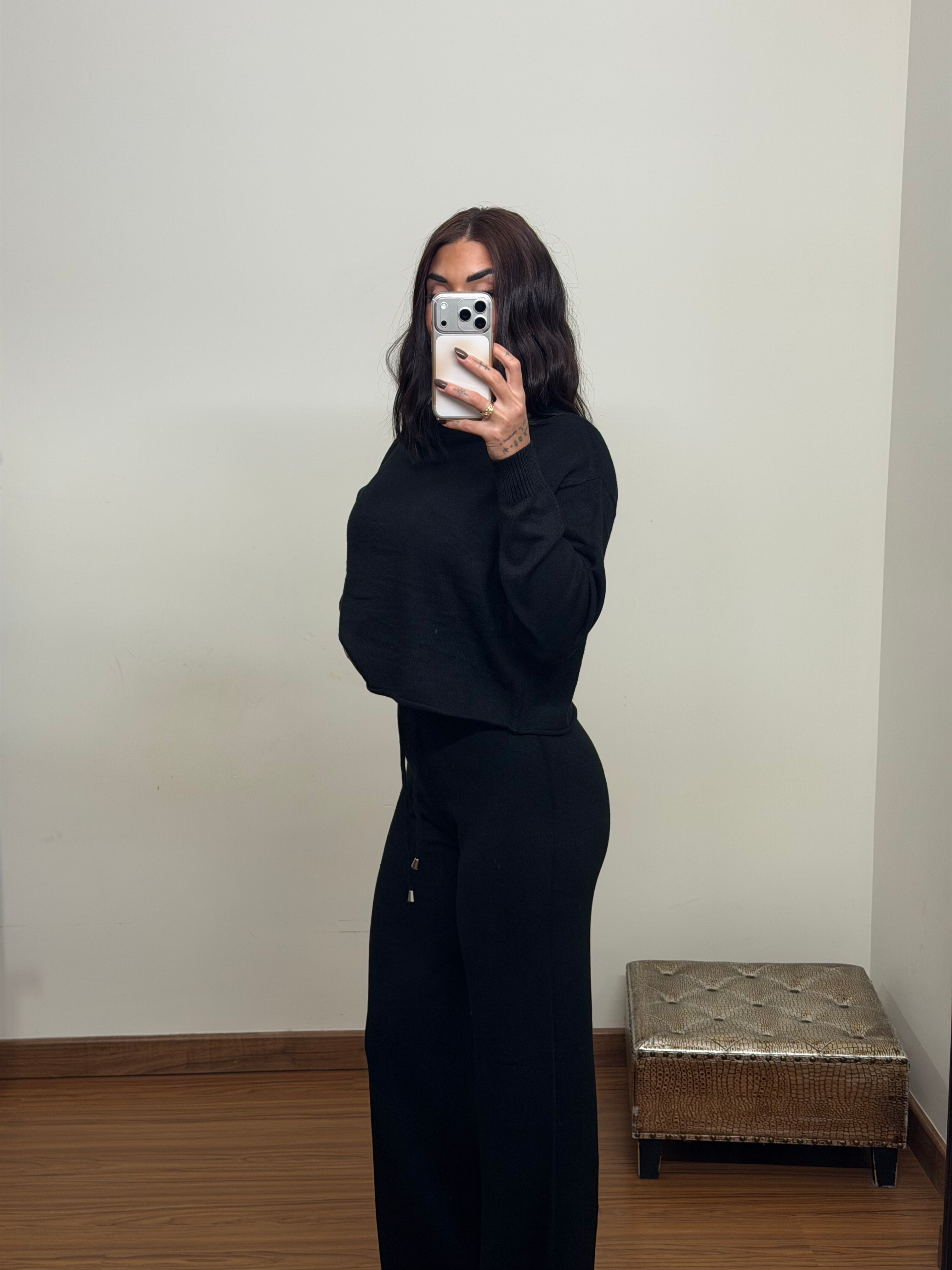 Conjunto polar negro