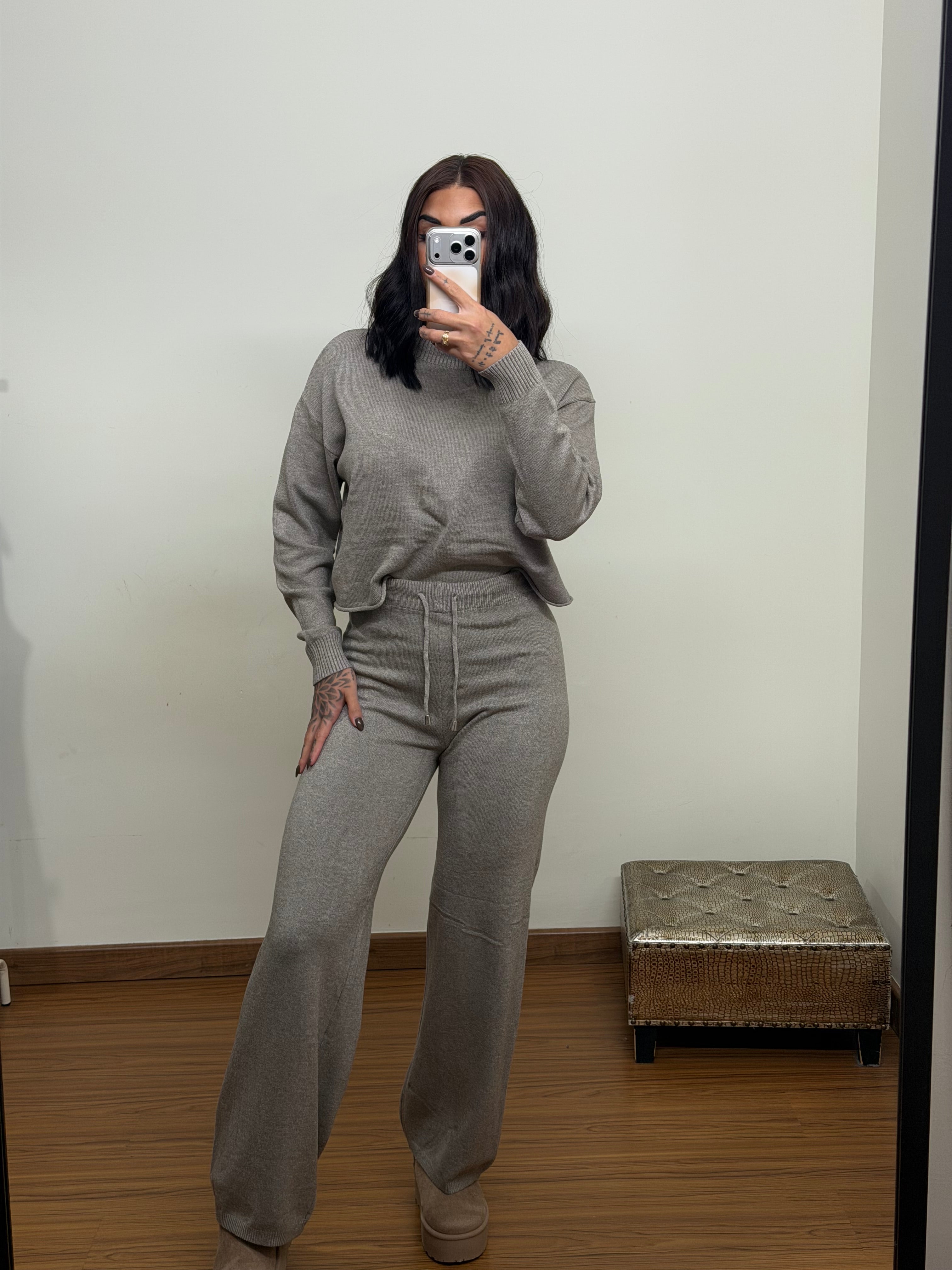 Conjunto polar taupe