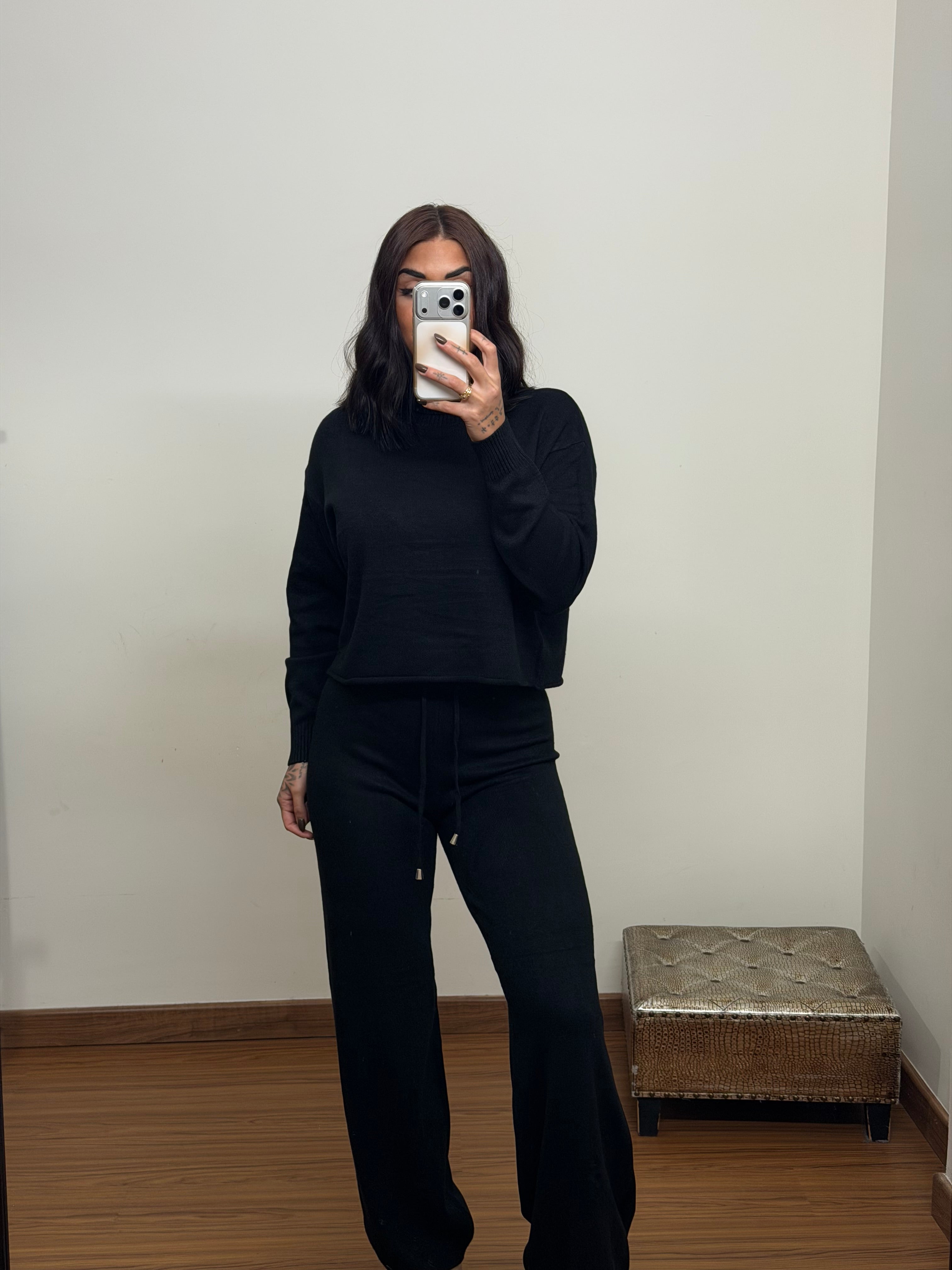 Conjunto polar negro