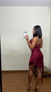 Blusa asimétrica vino