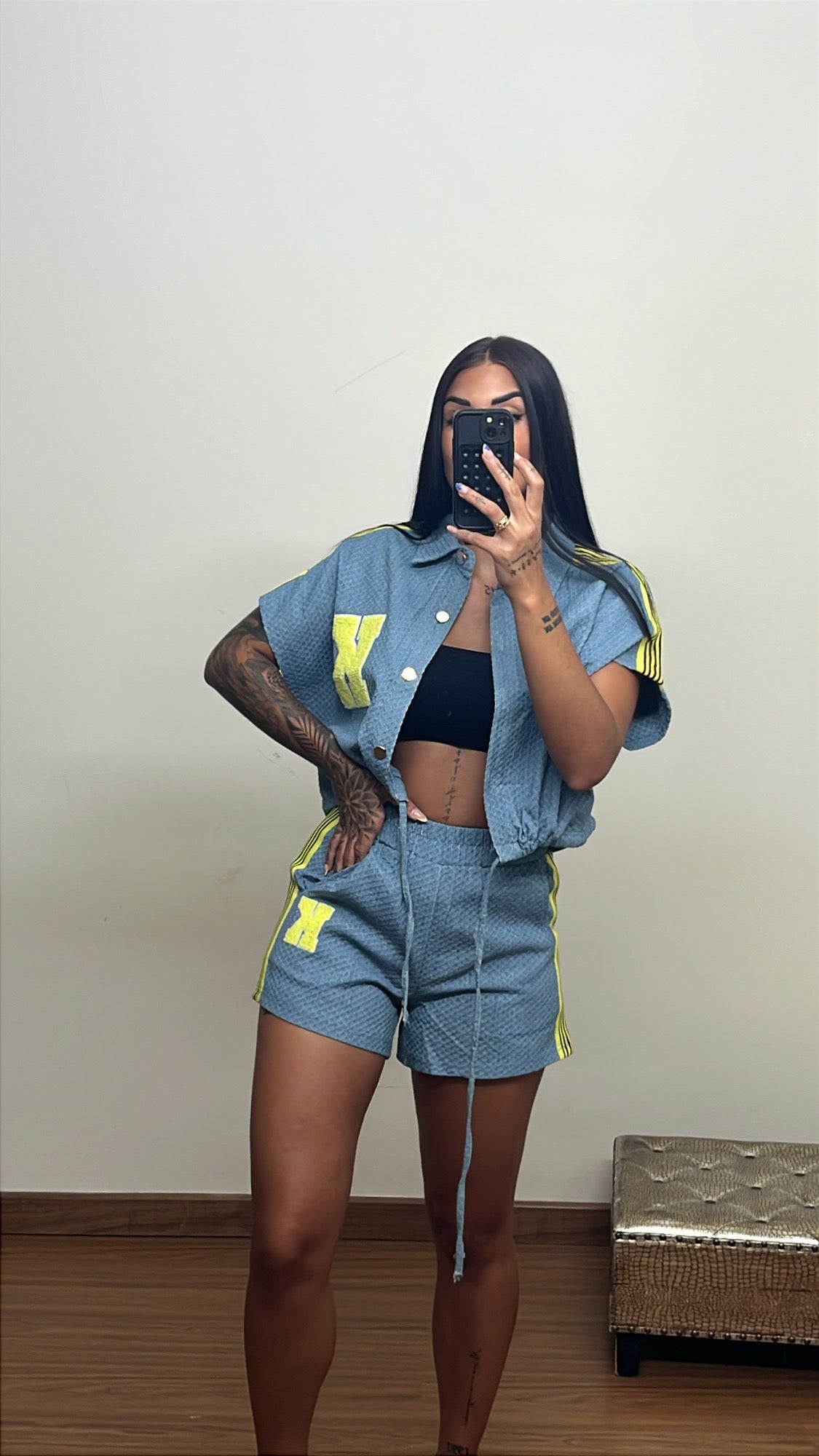 Conjunto kylei amarillo