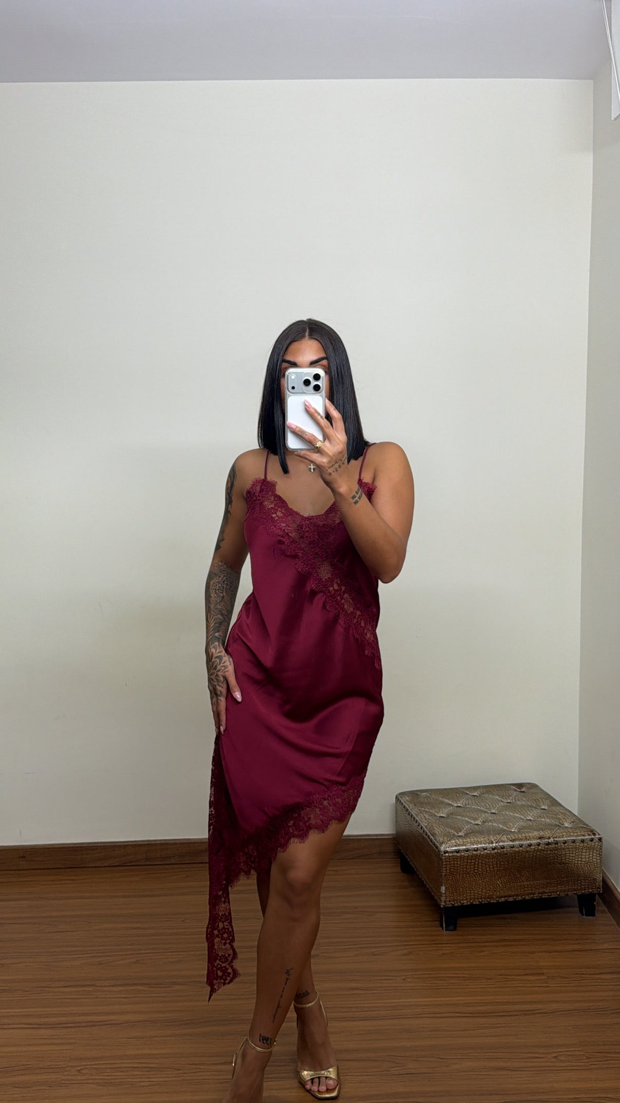 Blusa asimétrica vino