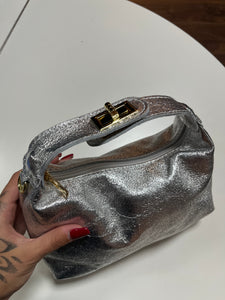 Bolso clara plateado