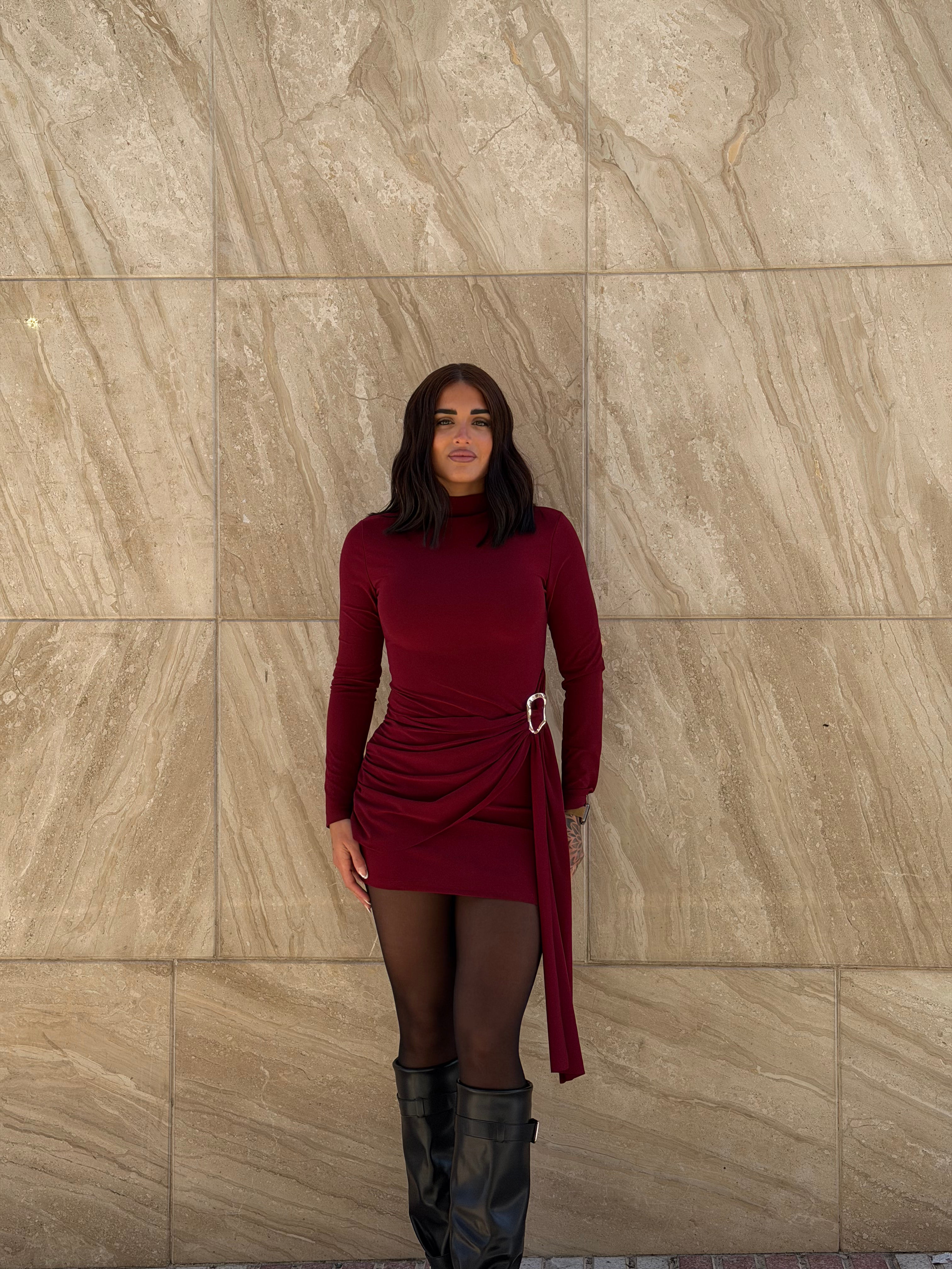 vestido linda burdeos